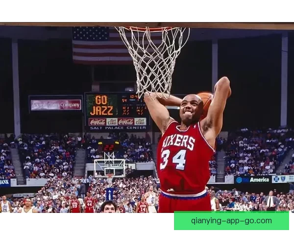 巴克利公开支持体罚教育认为打屁股有助于孩子记住教训